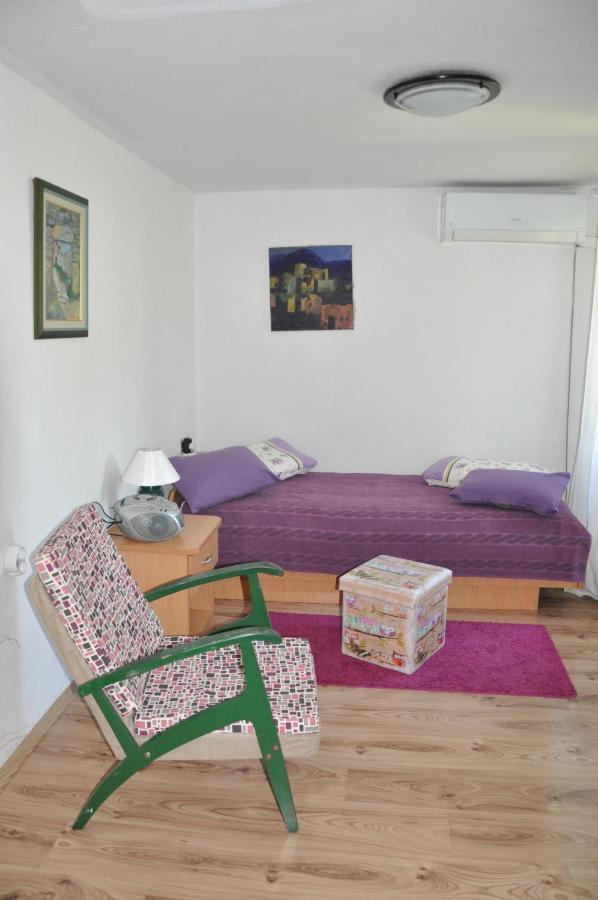 Apartment Marioni Buzet Exterior photo