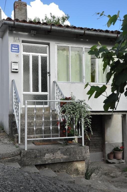 Apartment Marioni Buzet Exterior photo